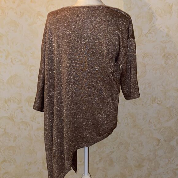 NWOT! Chico’s Gold Shimmery Poncho! - Picture 2 of 13